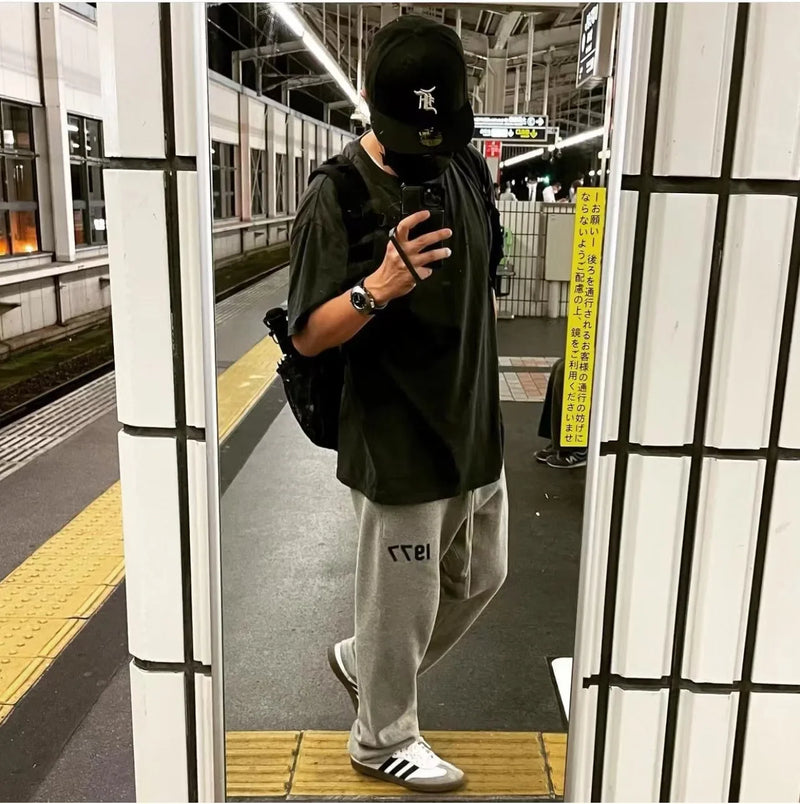 Trendy FOG Brand 1977 Straight-Leg Casual Pants Loose-Fit Versatile Autumn/Winter Essentialsl for Men and Women Fleece-Lined Tro